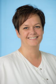Frau Jeanette Seger